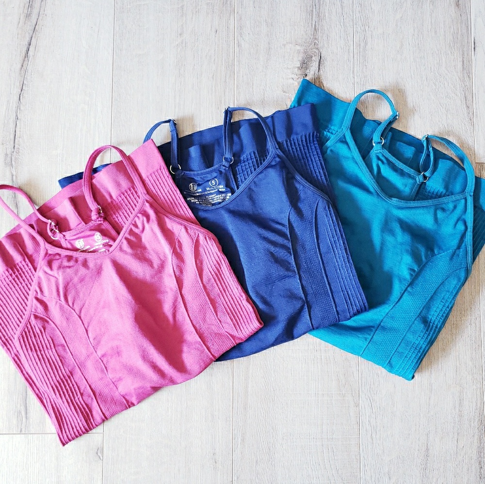 Bundle of 3 BeUp sport tops